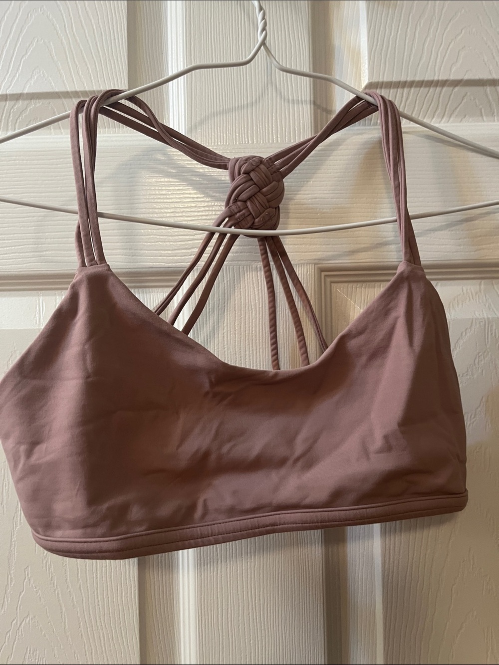 Lululemon Women's Strappy Knot Back Bralette - Dusty Mauve small